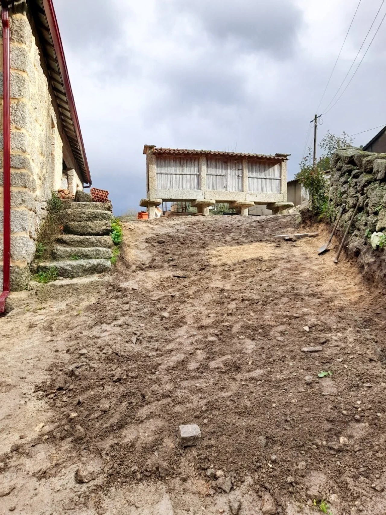 Moradia T9 para Venda em Cantelães Foto 3