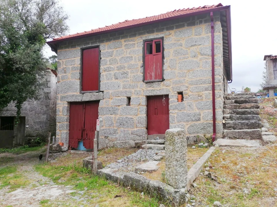 Moradia T9 para Venda em Cantelães Foto 39