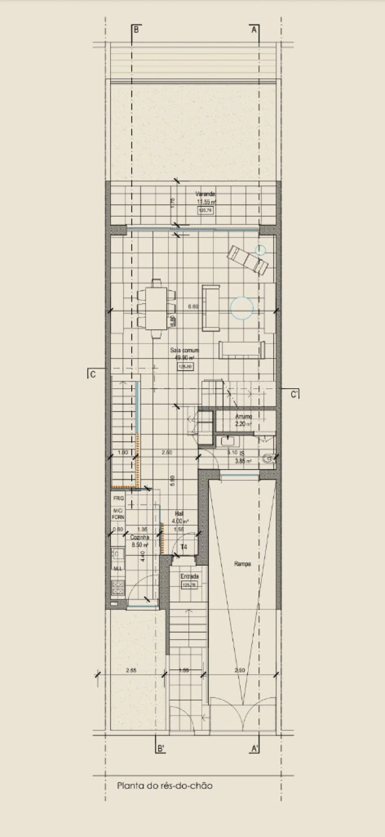 Moradia T4 para Venda em Santo Antonio dos Olivais Foto 5