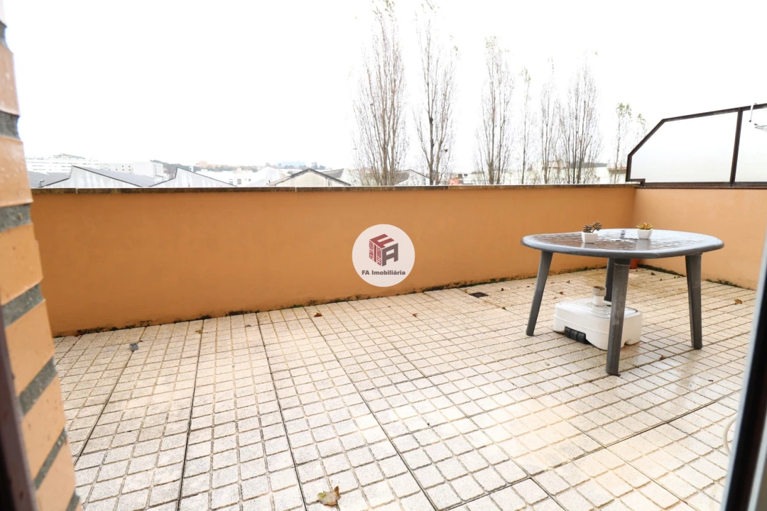 Apartamento T2 para Arrendamento em Matosinhos e Leça da Palmeira Foto 14