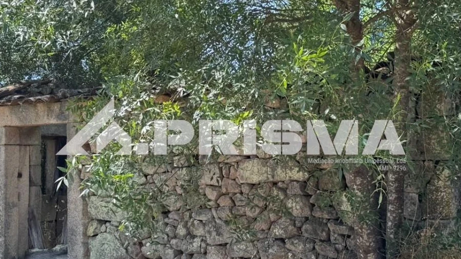 Terreno para Venda em Póvoa de Rio de Moinhos e Cafede