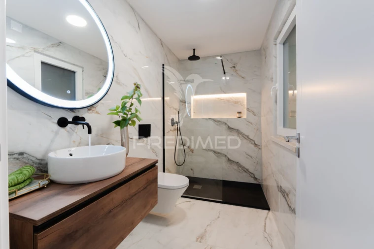 Moradia T4 para Venda em Charneca de Caparica e Sobreda Foto 20