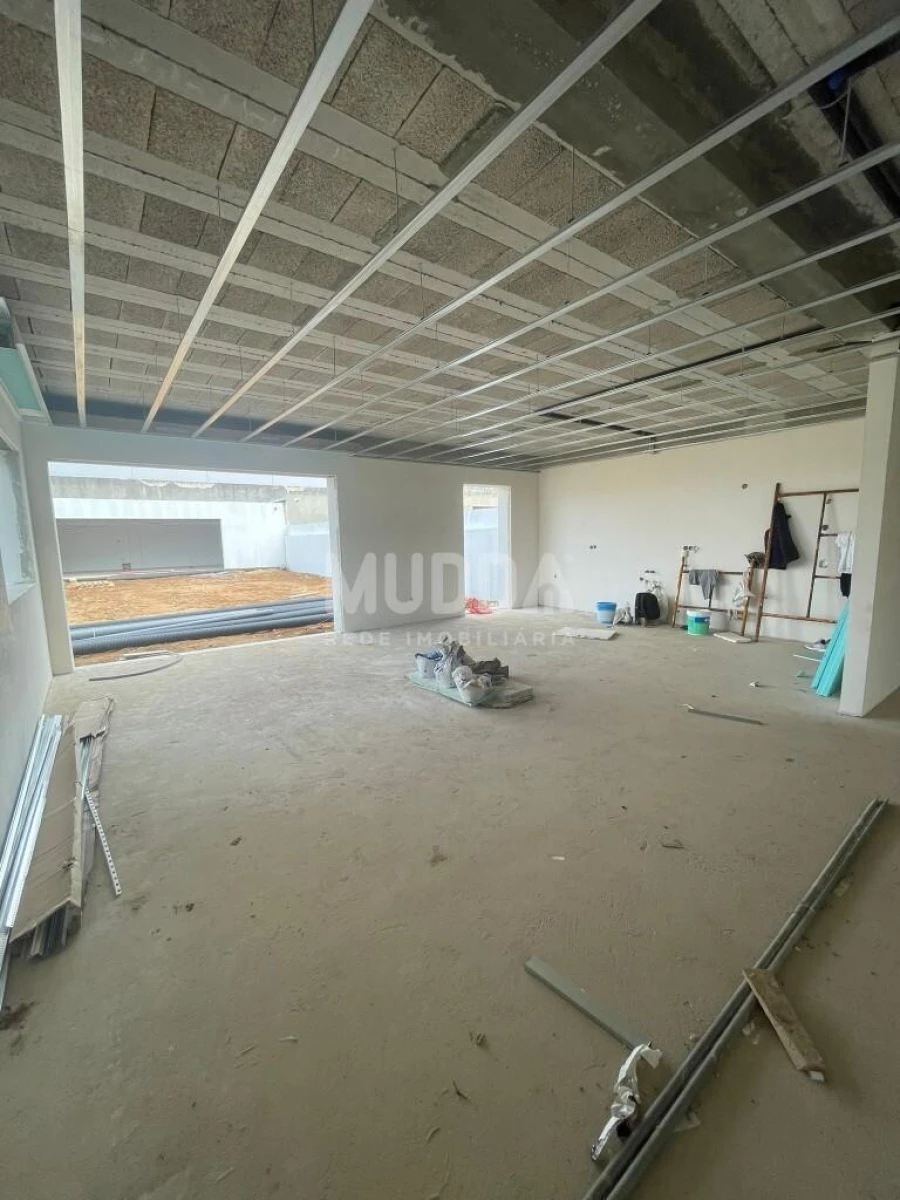 Moradia T3 para Venda em Santa Maria de Lamas Foto 3