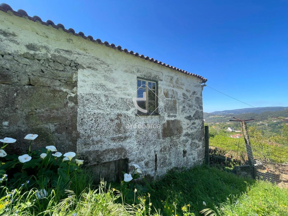 Moradia T2 para Venda em Vale Foto 35