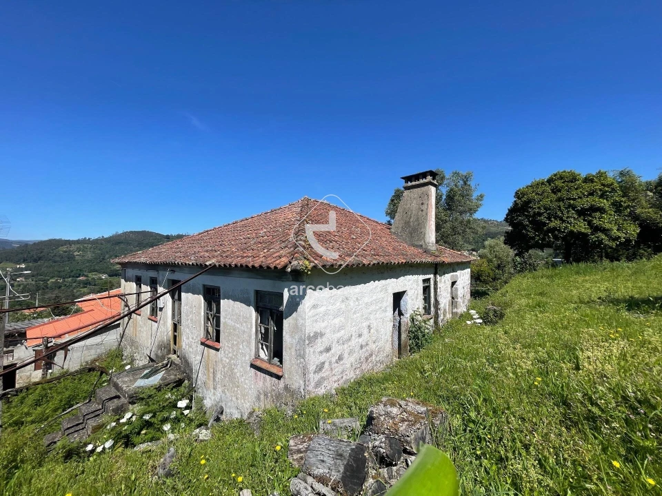 Moradia T2 para Venda em Vale Foto 8