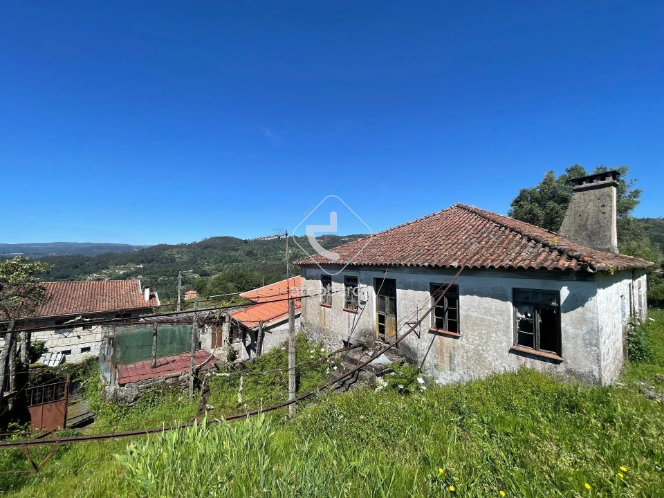 Moradia T2 para Venda em Vale Foto 11