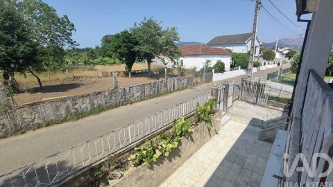 Moradia T5 para Venda em São Pedro da Torre