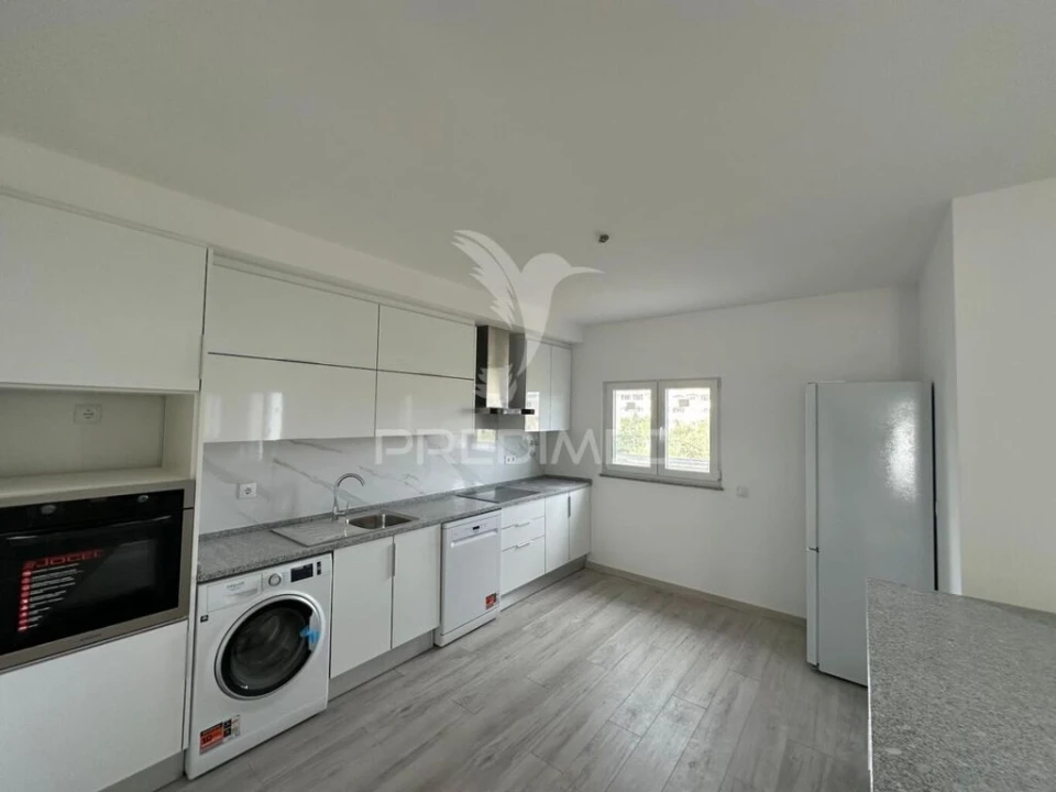 Apartamento T3 para Venda em Achete, Azoia de Baixo e Póvoa de Santarém Foto 7
