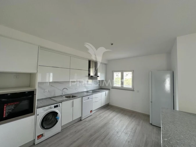 Apartamento T3 para Venda em Achete, Azoia de Baixo e Póvoa de Santarém Foto 7