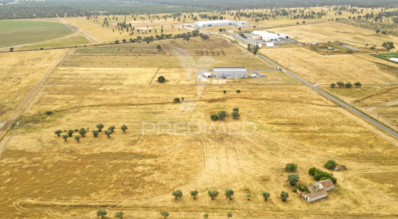Quinta T1 para Venda em Vale de Santiago Foto 10