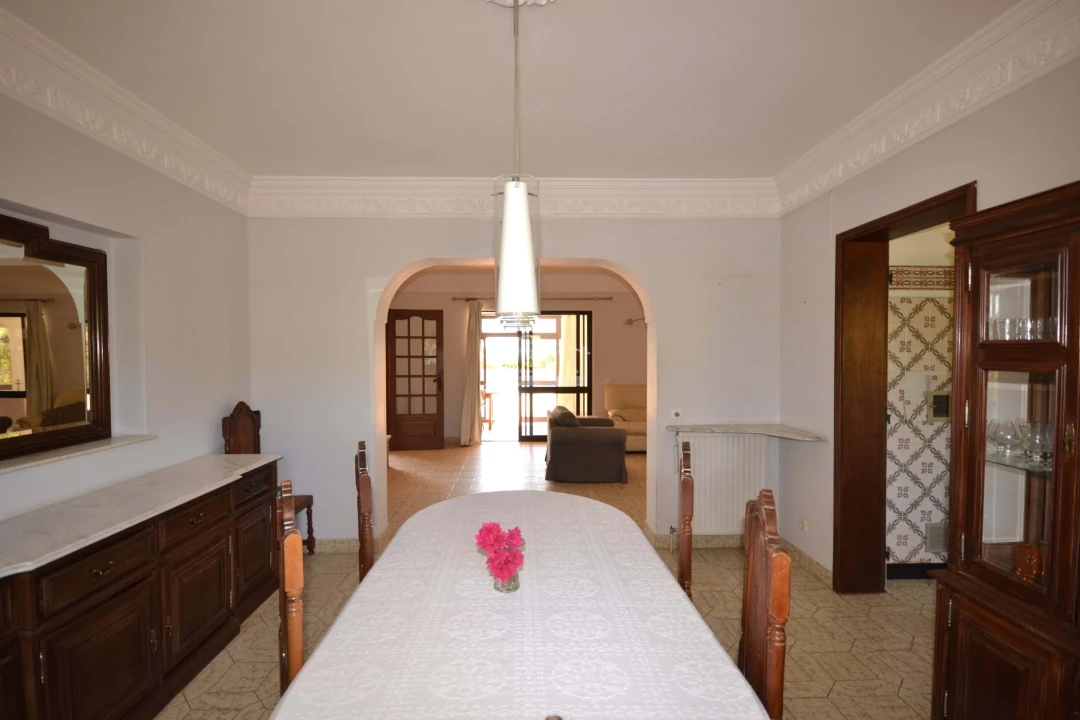 Moradia T4 para Venda em Boliqueime Foto 12