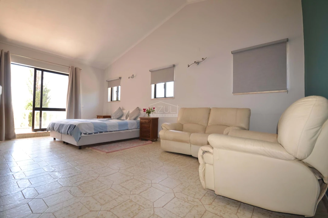 Moradia T4 para Venda em Boliqueime Foto 35