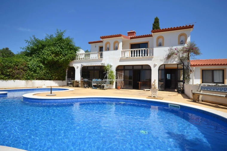 Moradia T4 para Venda em Boliqueime Foto 49