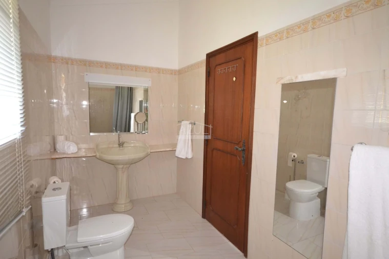 Moradia T4 para Venda em Boliqueime Foto 38