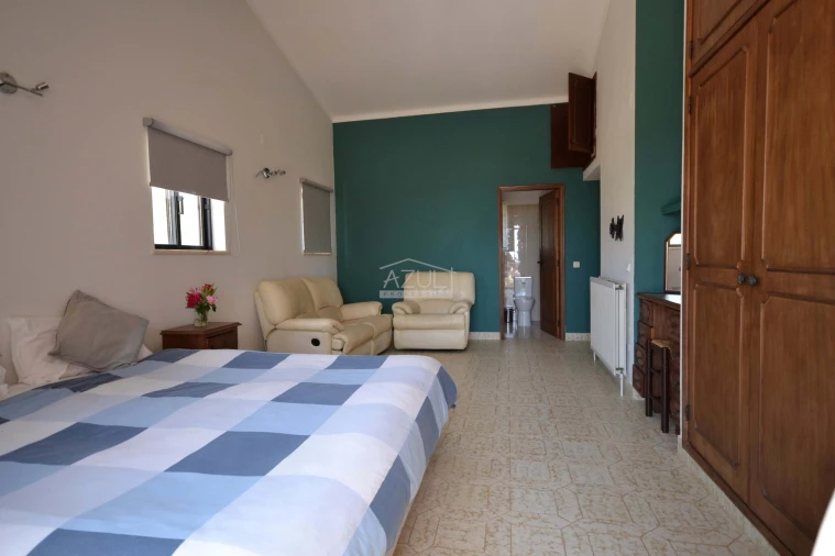 Moradia T4 para Venda em Boliqueime Foto 32