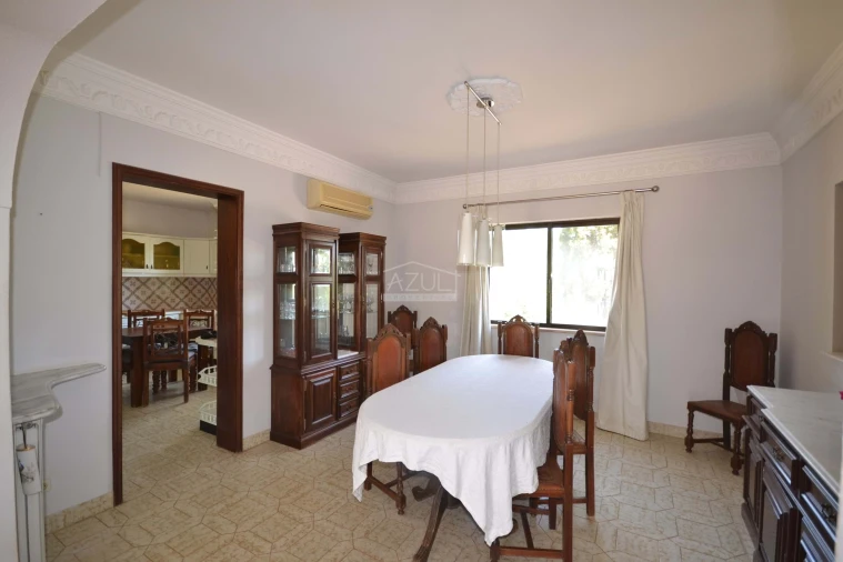 Moradia T4 para Venda em Boliqueime Foto 11