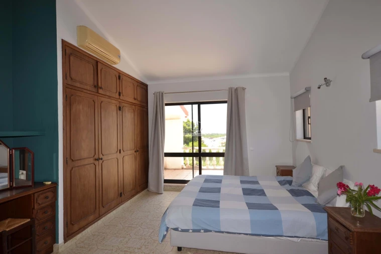 Moradia T4 para Venda em Boliqueime Foto 31