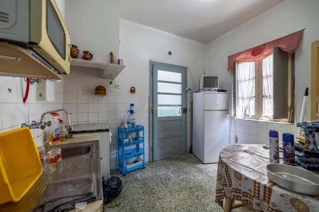 Moradia T4 para Venda em Alcanhões Foto 9