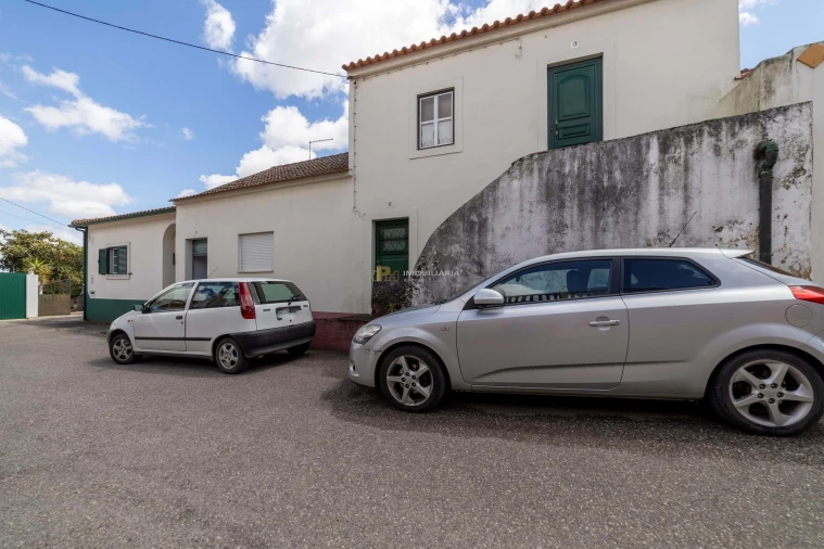 Moradia T4 para Venda em Alcanhões Foto 24