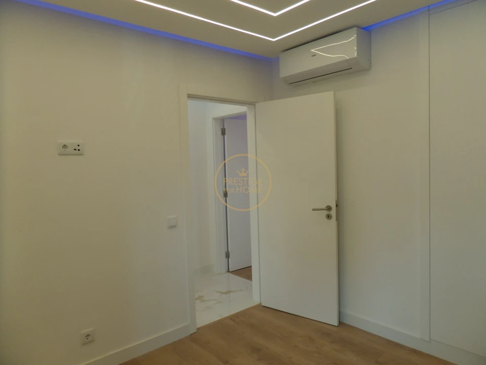 Apartamento T2 para Venda em Quarteira Foto 21