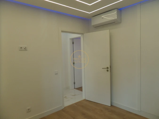 Apartamento T2 para Venda em Quarteira Foto 21