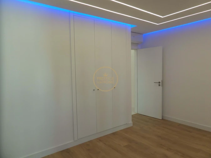 Apartamento T2 para Venda em Quarteira Foto 29