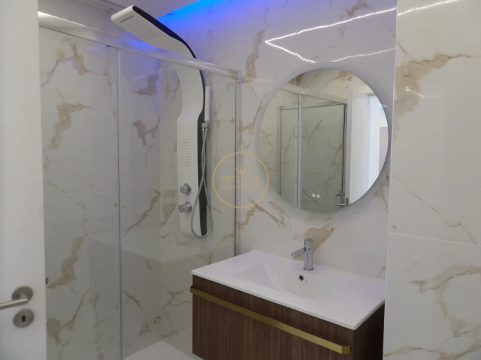 Apartamento T2 para Venda em Quarteira Foto 13