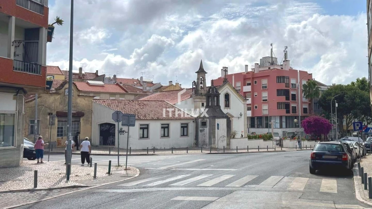 Negócio para Arrendamento em Falagueira-Venda Nova Foto 3