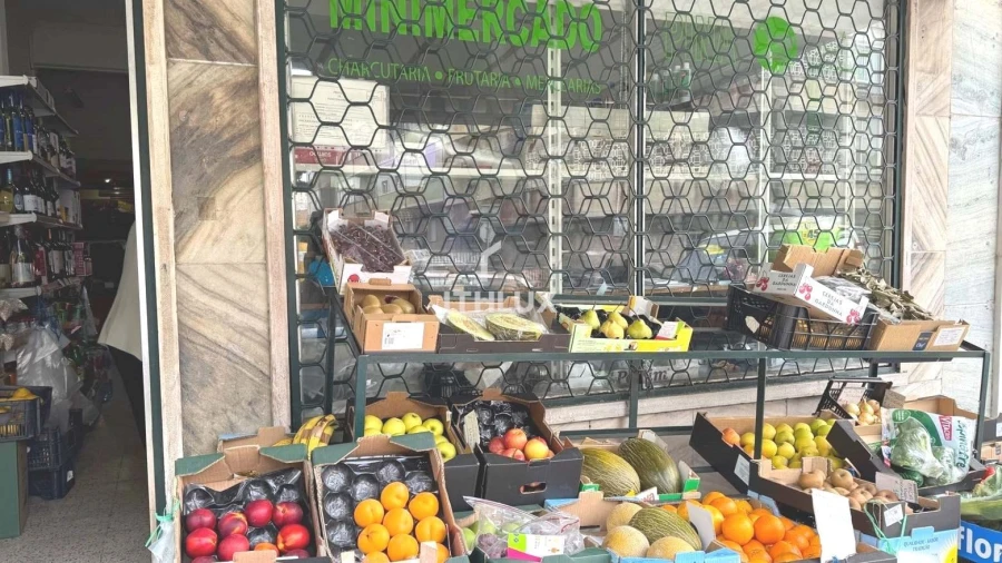 Negócio para Arrendamento em Falagueira-Venda Nova Foto 4