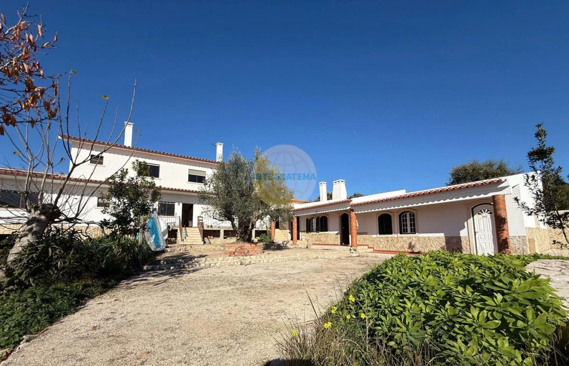 Moradia T5 para Venda em Landal Foto 3