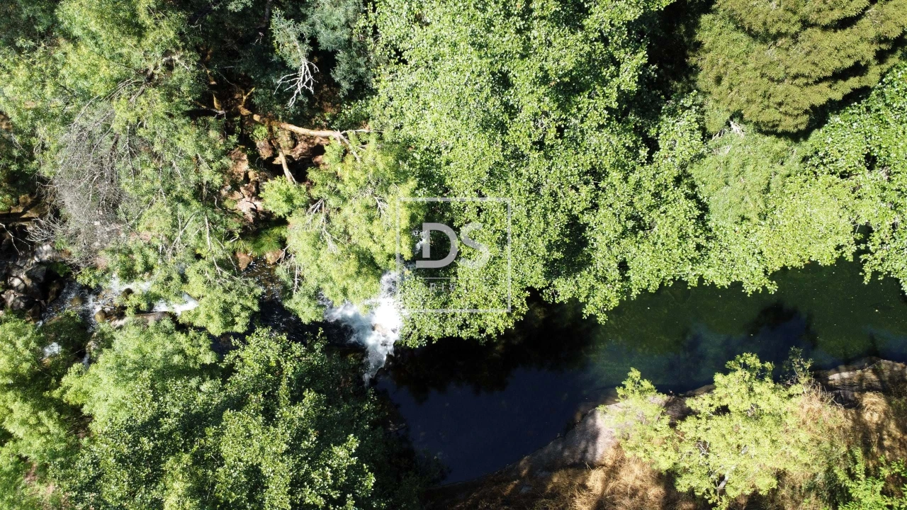 Terreno para Venda em Gondar Foto 12