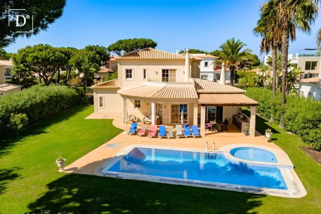 Moradia T4 para Venda em Loule (São Clemente) Foto 4