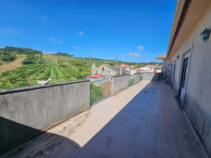 Apartamento T2 para Venda em Roliça Foto 14