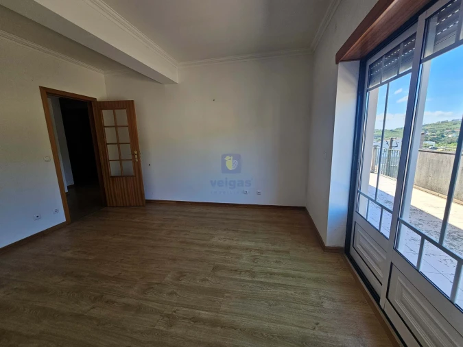 Apartamento T2 para Venda em Roliça Foto 2