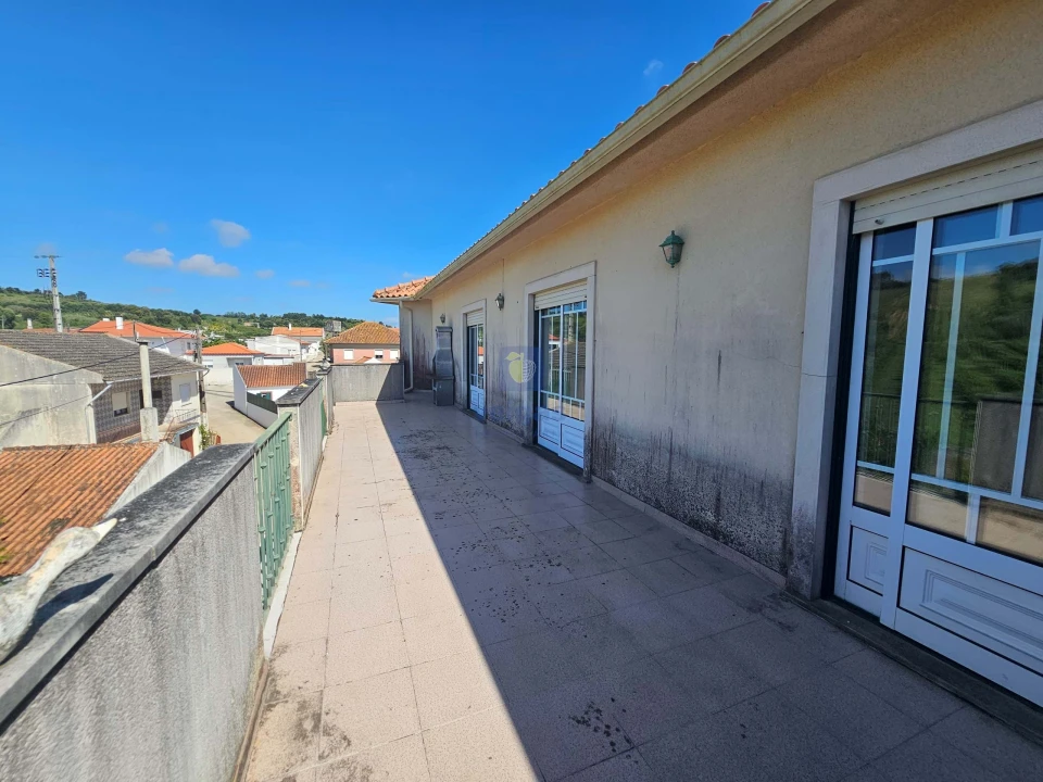 Apartamento T2 para Venda em Roliça Foto 13