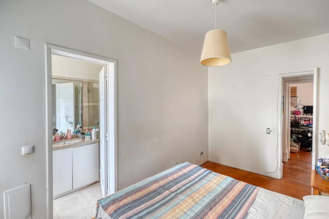 Apartamento T3 para Venda em Campo de Ourique Foto 16