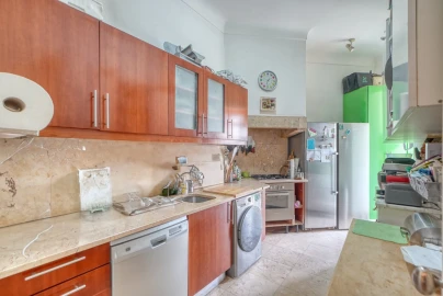 Apartamento T3 para Venda em Campo de Ourique