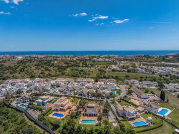 Moradia T2 para Venda em Albufeira e Olhos de Água