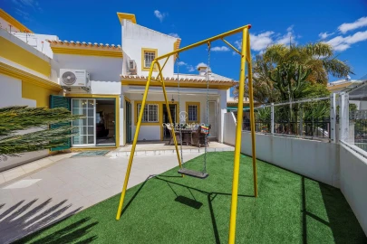Moradia T2 para Venda em Albufeira e Olhos de Água