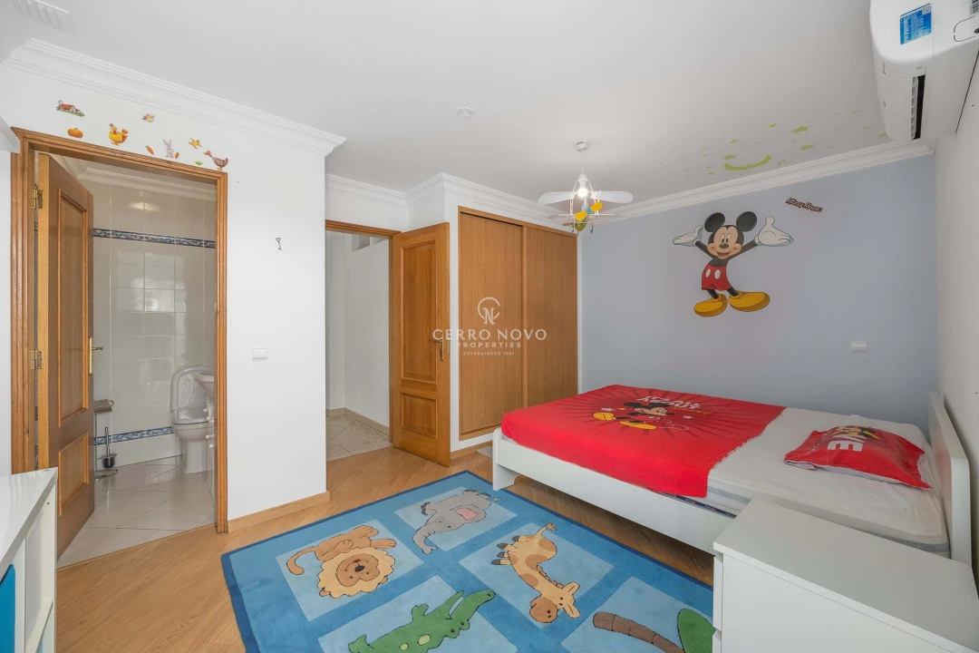Moradia T2 para Venda em Albufeira e Olhos de Água Foto 18