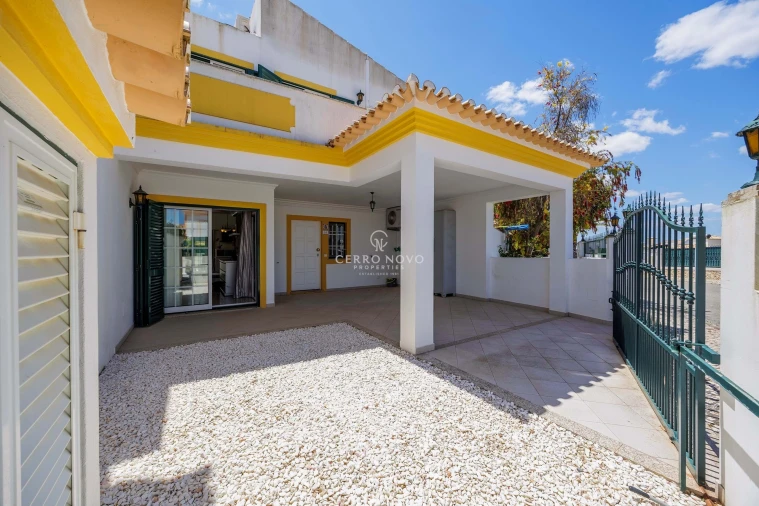 Moradia T2 para Venda em Albufeira e Olhos de Água Foto 27