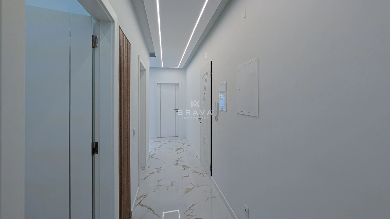 Apartamento T3 para Venda em Quarteira Foto 7