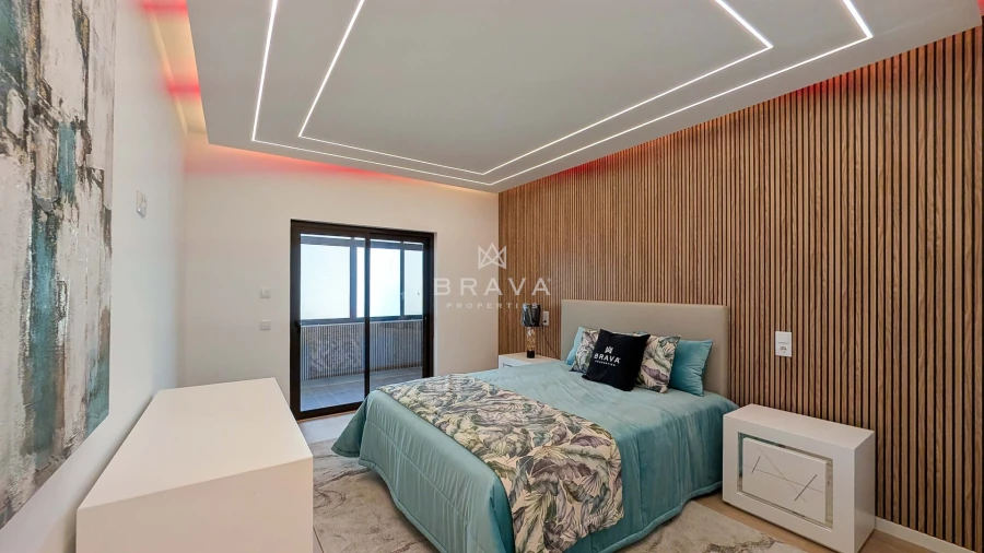 Apartamento T3 para Venda em Quarteira Foto 12
