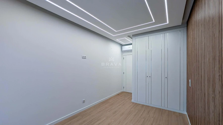 Apartamento T3 para Venda em Quarteira Foto 29