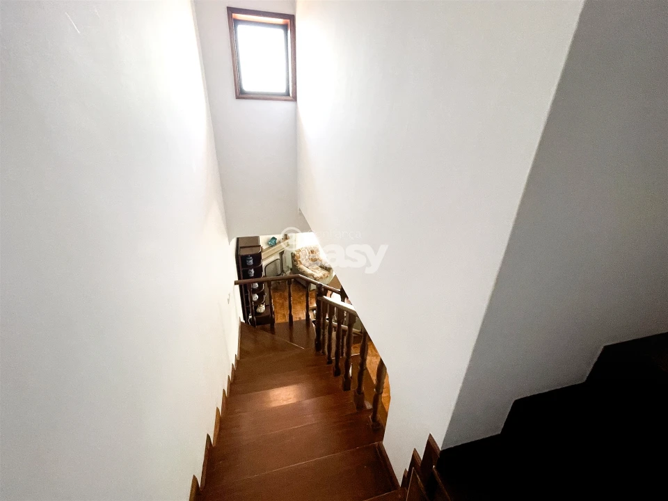 Moradia T5 para Venda em Arvore Foto 7