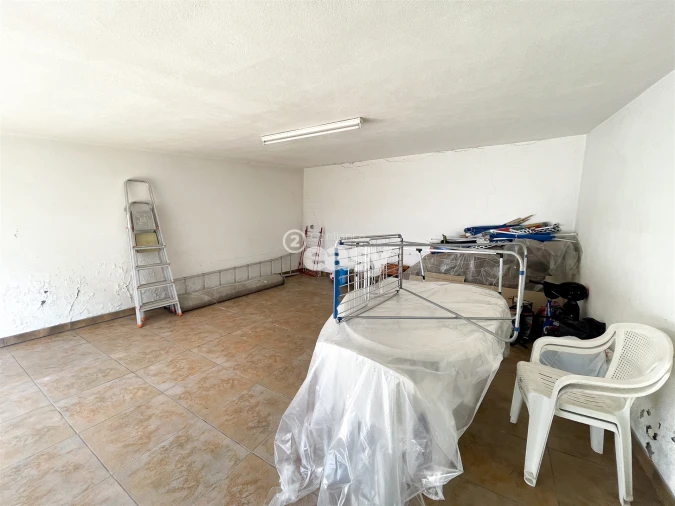 Moradia T5 para Venda em Arvore Foto 48