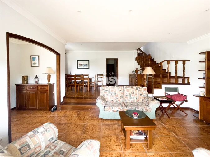 Moradia T5 para Venda em Arvore Foto 21