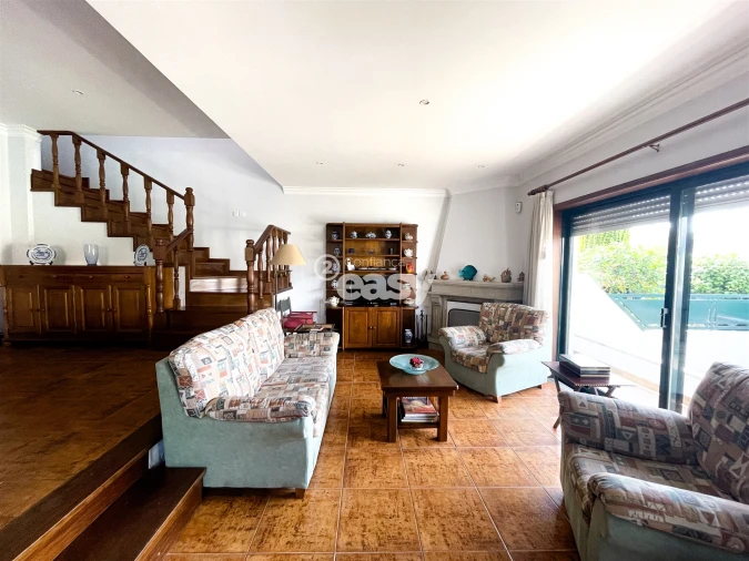 Moradia T5 para Venda em Arvore Foto 32