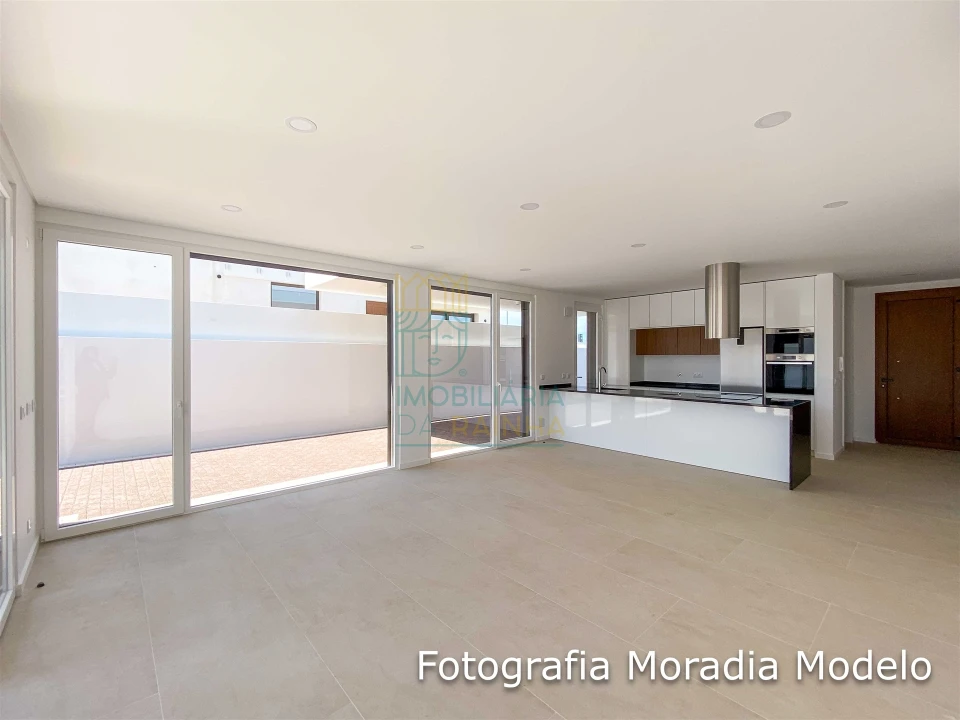 Moradia T3 para Venda em Tornada e Salir do Porto Foto 15