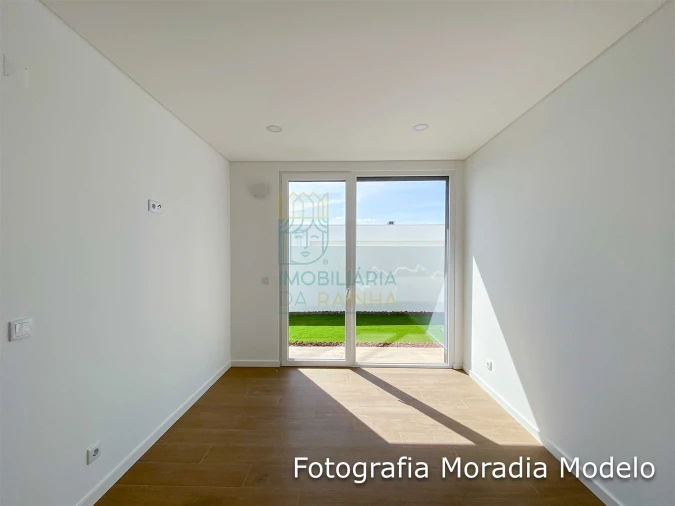 Moradia T3 para Venda em Tornada e Salir do Porto Foto 30